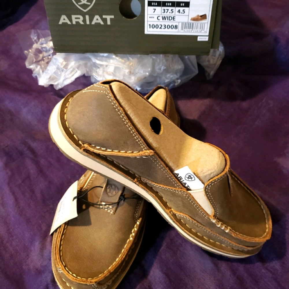 Ariat Bomber shoes
